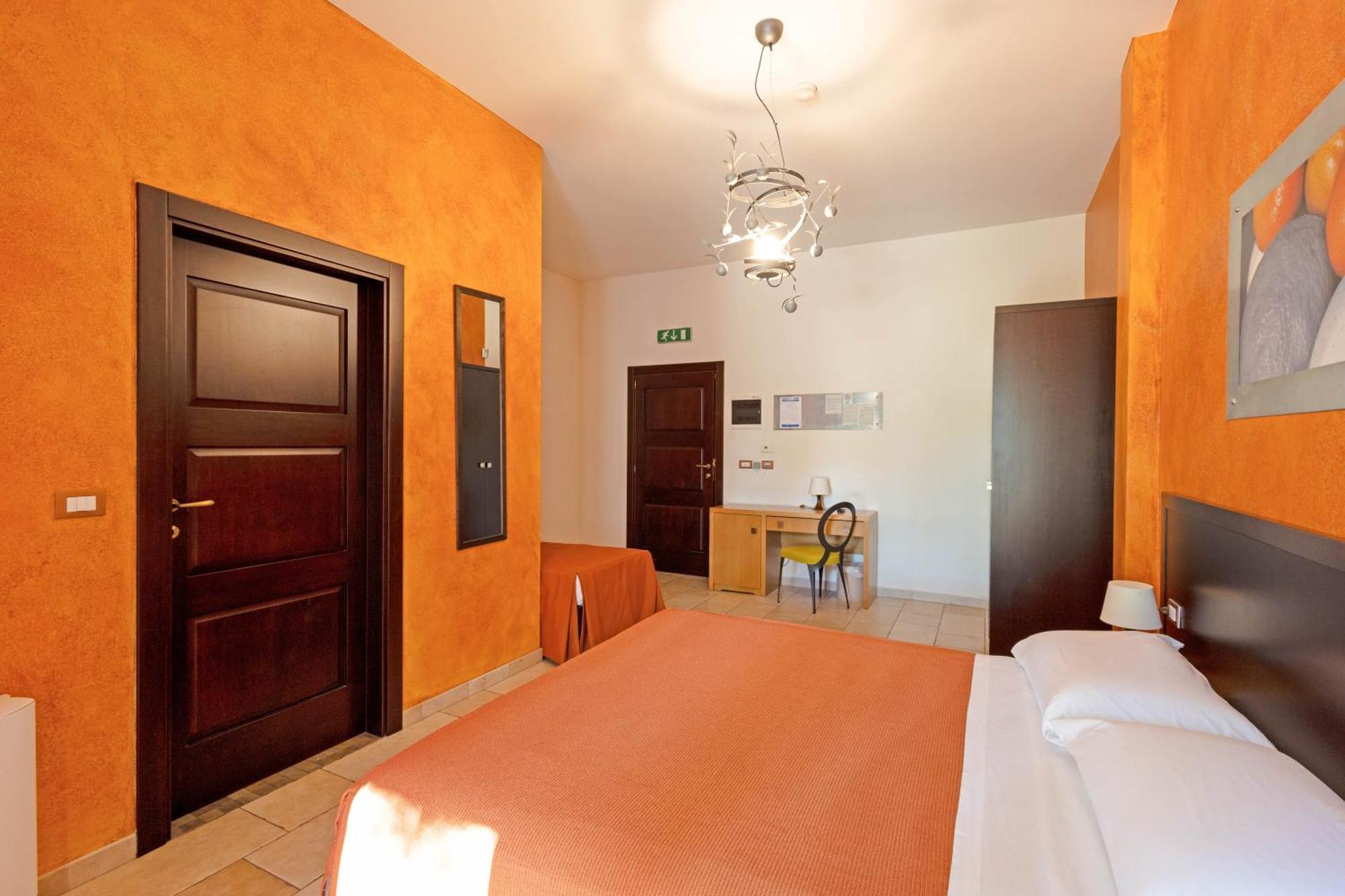 Agriturismo Tenuta Chianchizza モノーポリ 部屋 写真