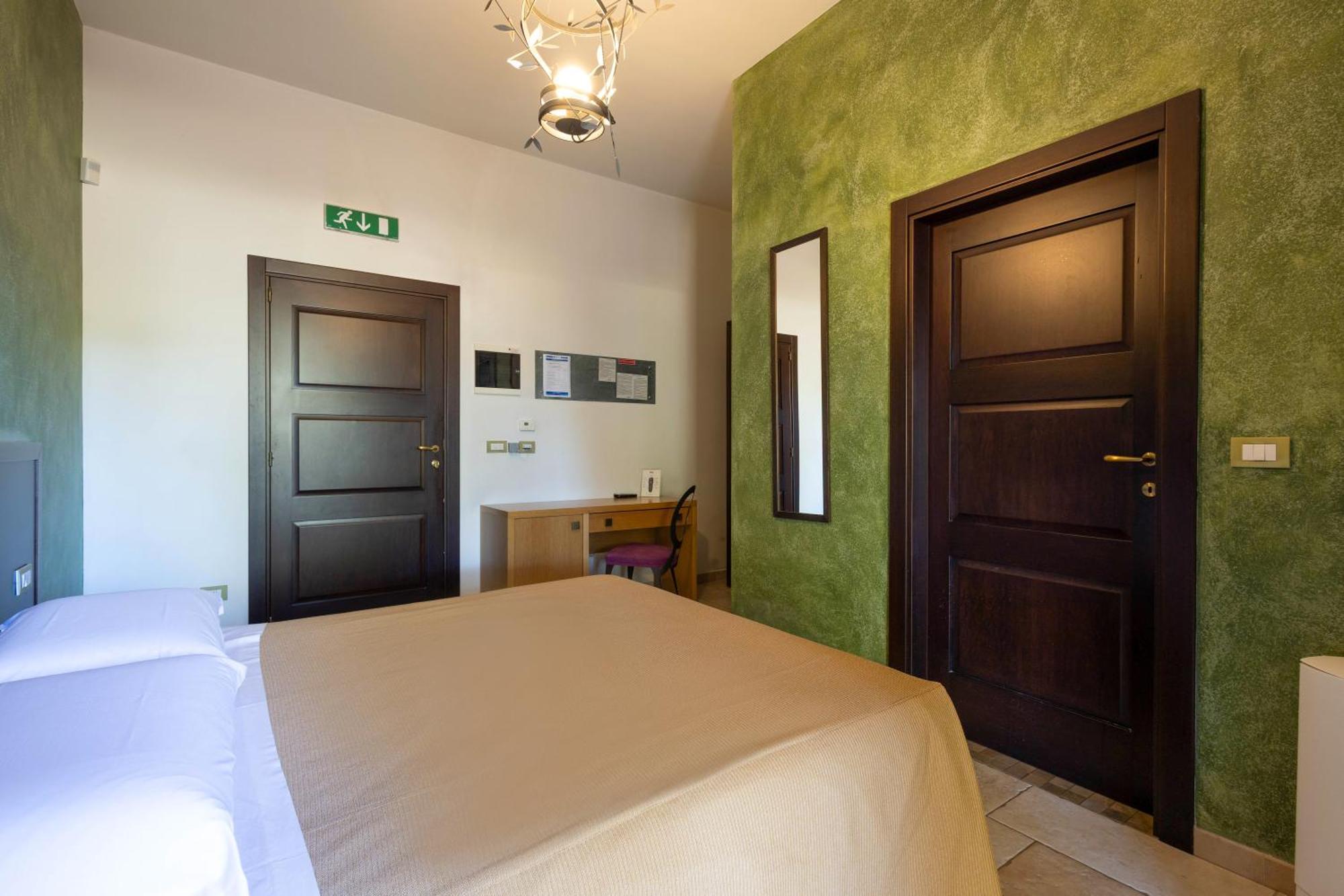 Agriturismo Tenuta Chianchizza モノーポリ 部屋 写真